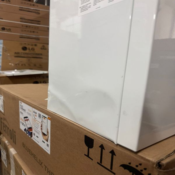 AREA OCCASIONI! CALDAIA A CONDENSAZIONE FERROLI BLUEHELIX THETA 24 C CON KIT FUMI